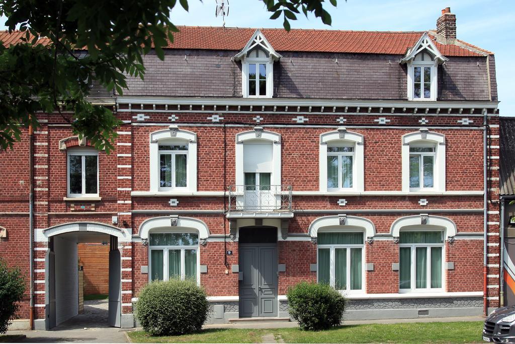 Le 1880, Avec Place De Parking Privee Securisee Cambrai Eksteriør billede